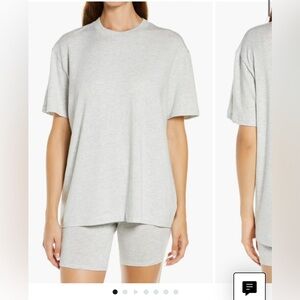 Skims Boyfriend T-shirt Heather Gray size medium